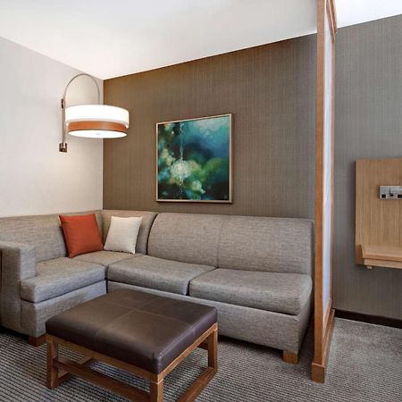 Hyatt Place Bloomington / Normal Zewnętrze zdjęcie