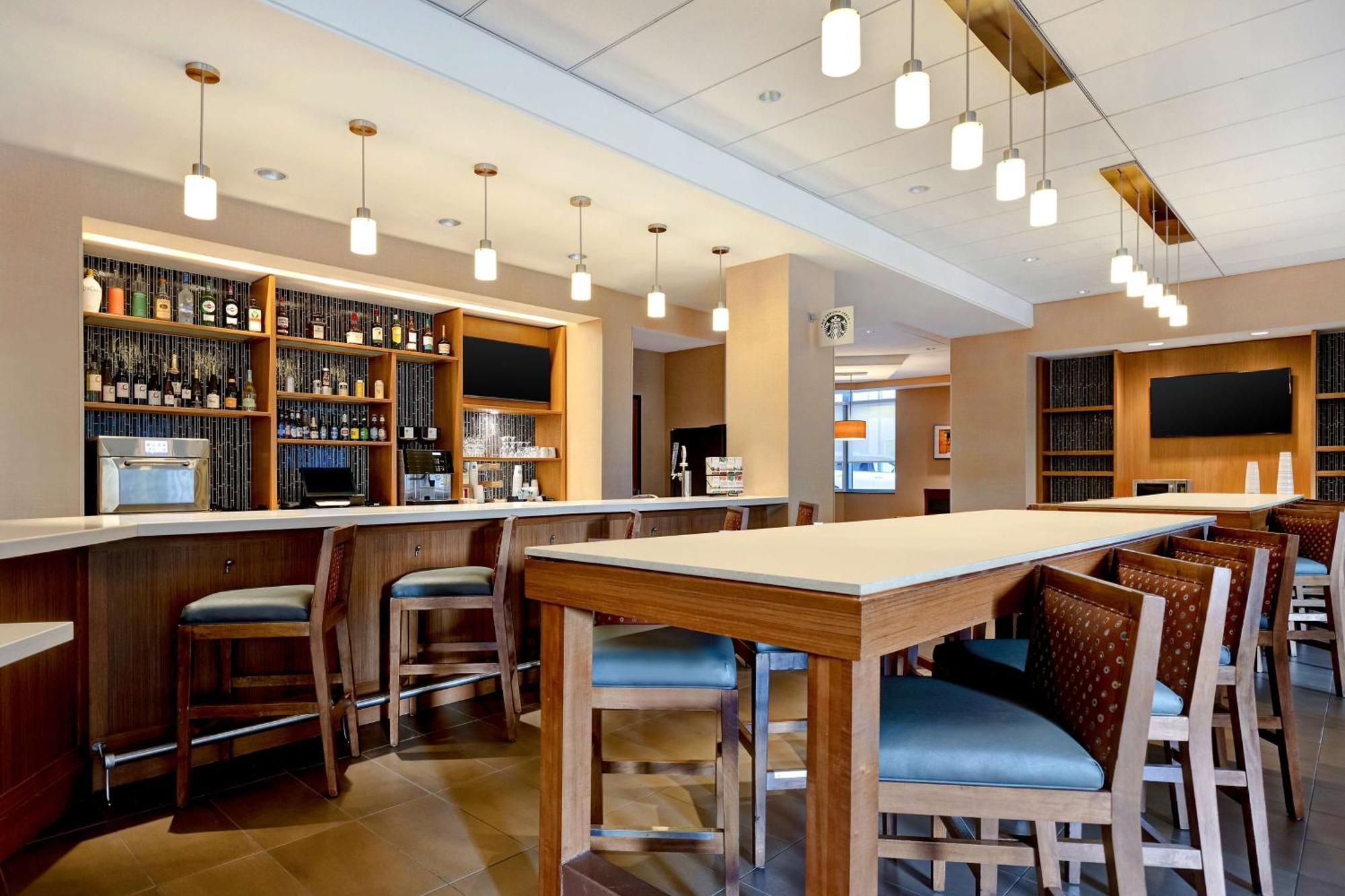 Hyatt Place Bloomington / Normal Zewnętrze zdjęcie