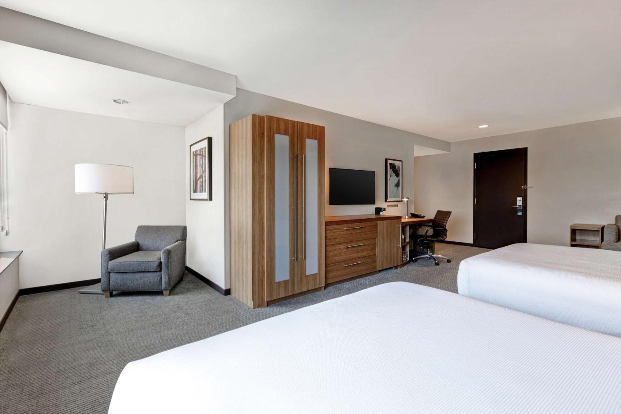 Hyatt Place Bloomington / Normal Zewnętrze zdjęcie