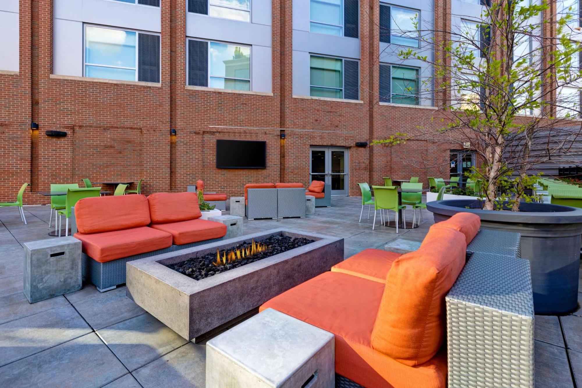 Hyatt Place Bloomington / Normal Zewnętrze zdjęcie